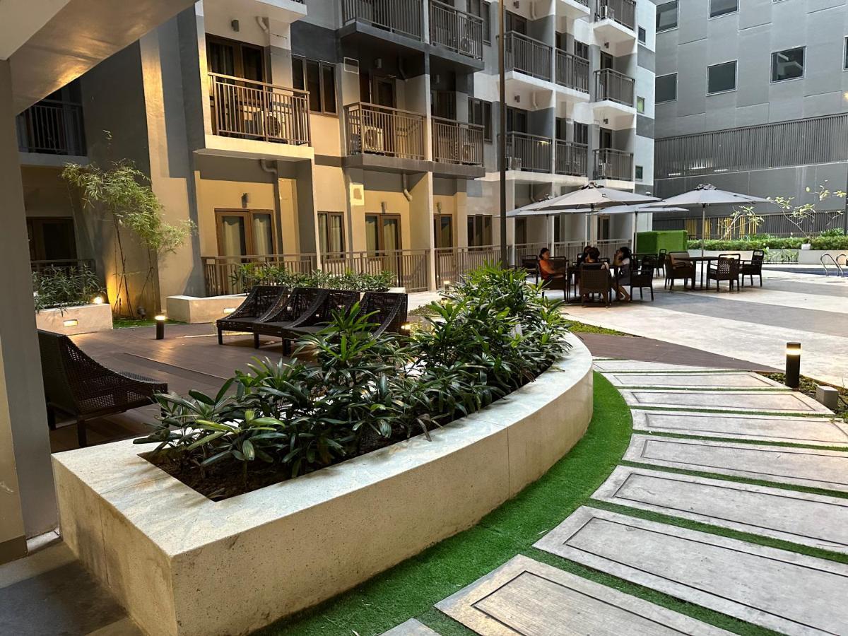 S Residences Tower 3 Moa Luxe Staycation By C 马尼拉 外观 照片